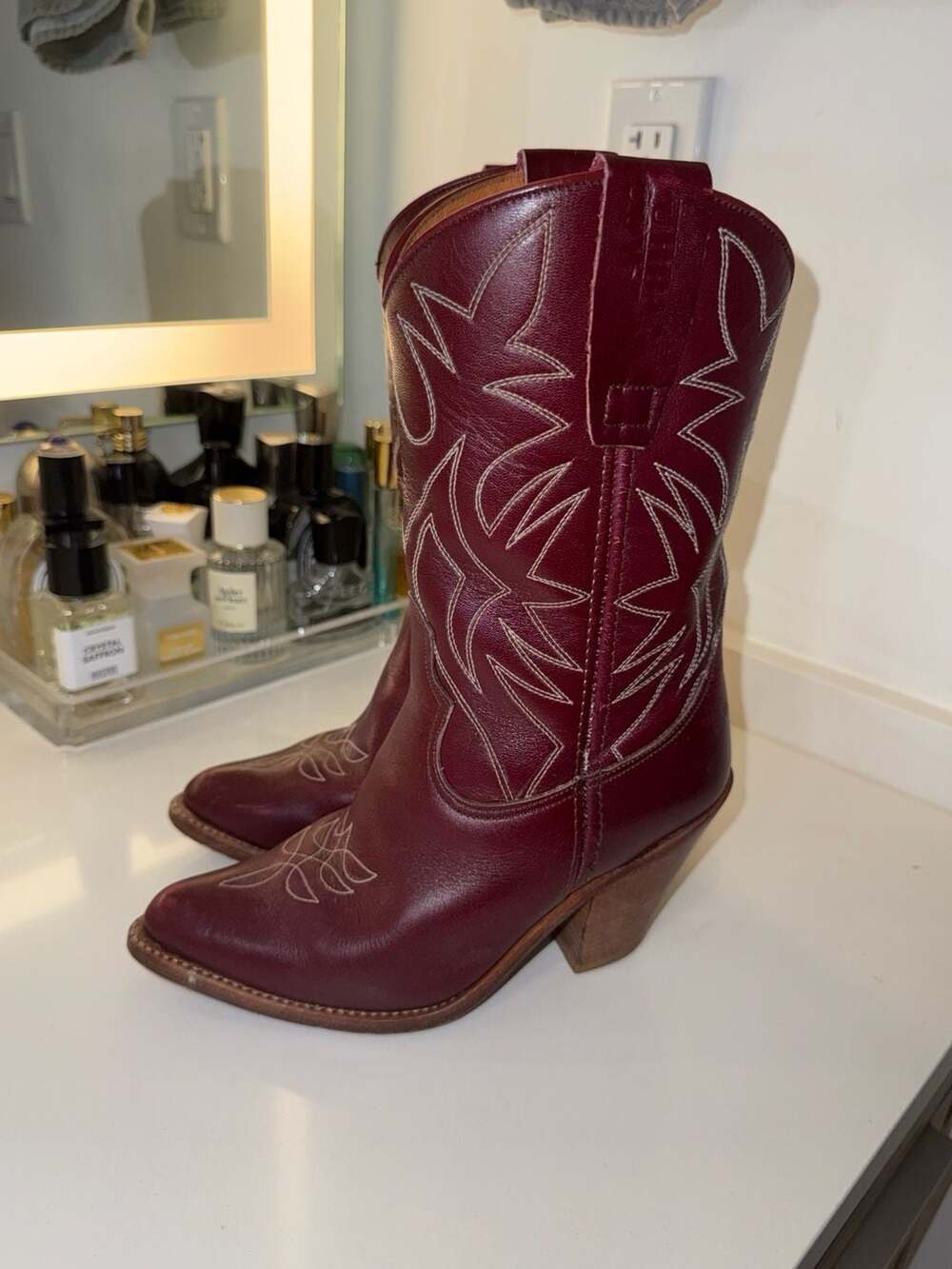 Urban Cowboy Burgundy Leather Western Cowboy Boots With White Stitching Size 6